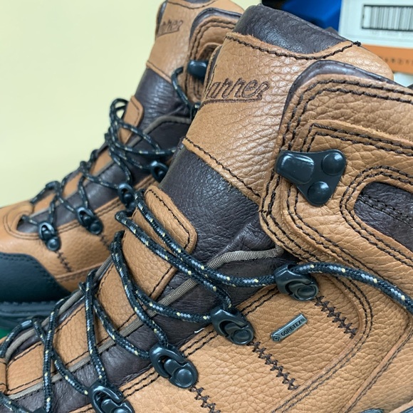 danner terra force hiker